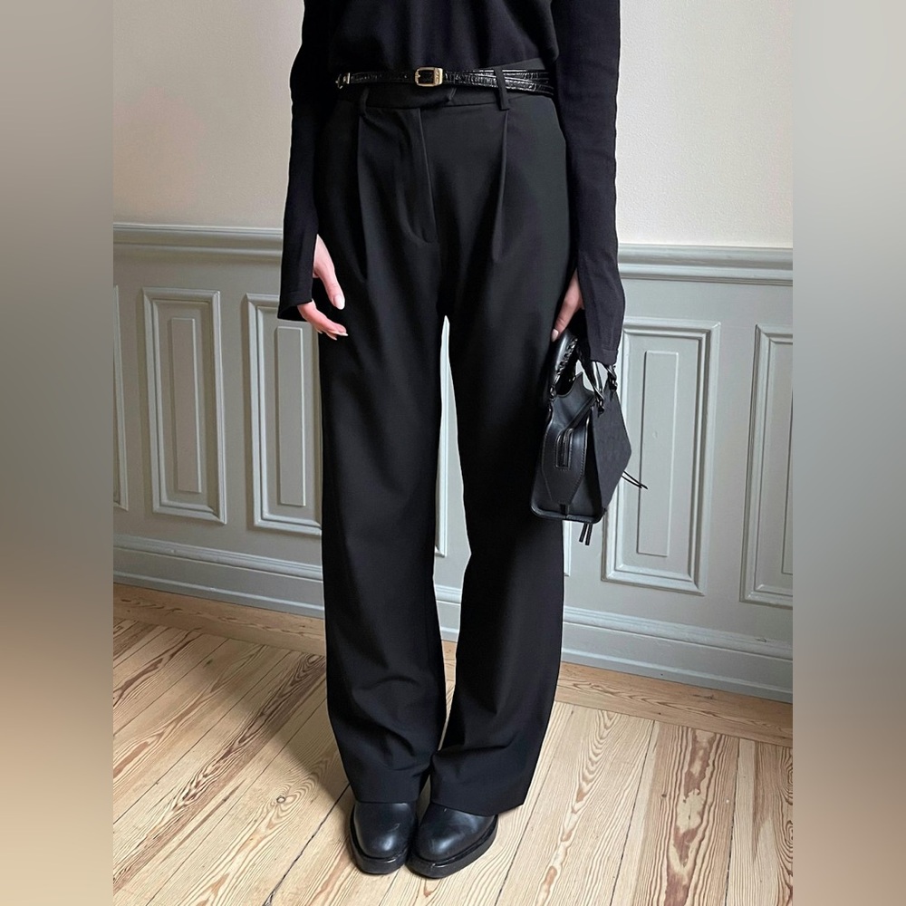 Djerf Avenue Favorite Pants size S